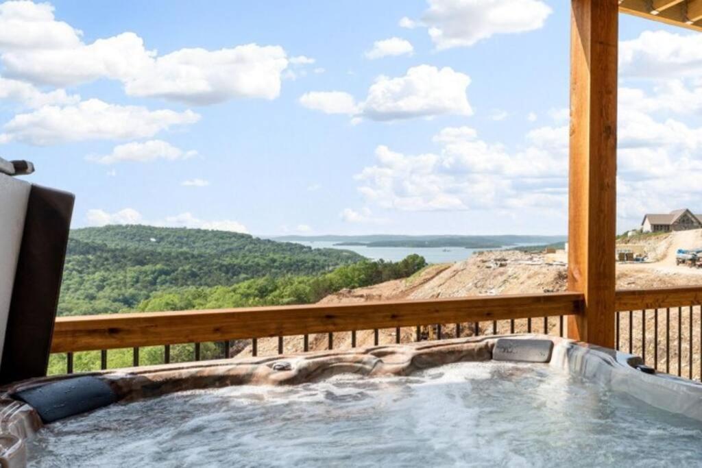 בראנסון The Lake Fish-Amazing Views-Sleeps 24-Indoor-Outdoor Pools מראה חיצוני תמונה